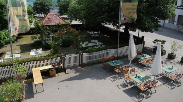 Biergarten in unserer Brauereiwirtschaft König, Oggenhausen